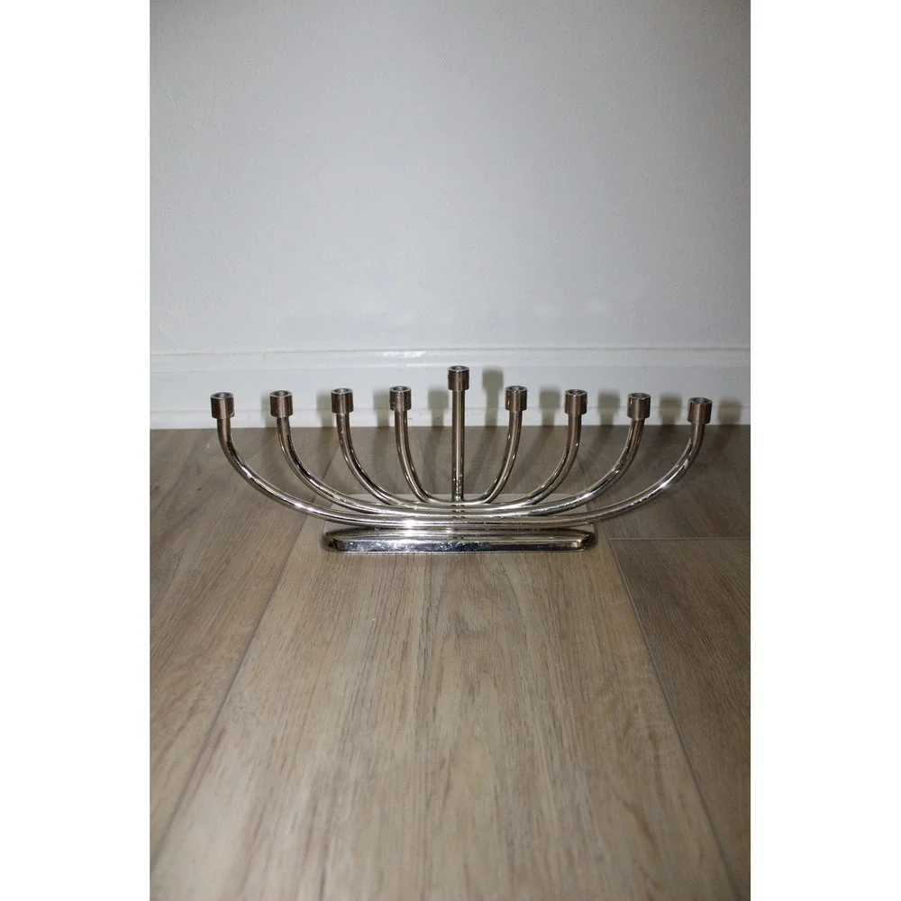 Crate & Barrel Modern Nickel Menorah 495-816 Silver Hanukkah Candelabra 13.5in